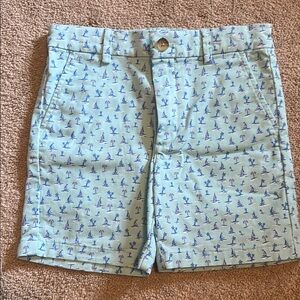 Boys Vineyard Vines Light Blue Printed Shorts- size 5